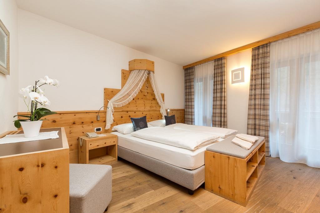 Hotel Bel Sit Corvara In Badia Esterno foto