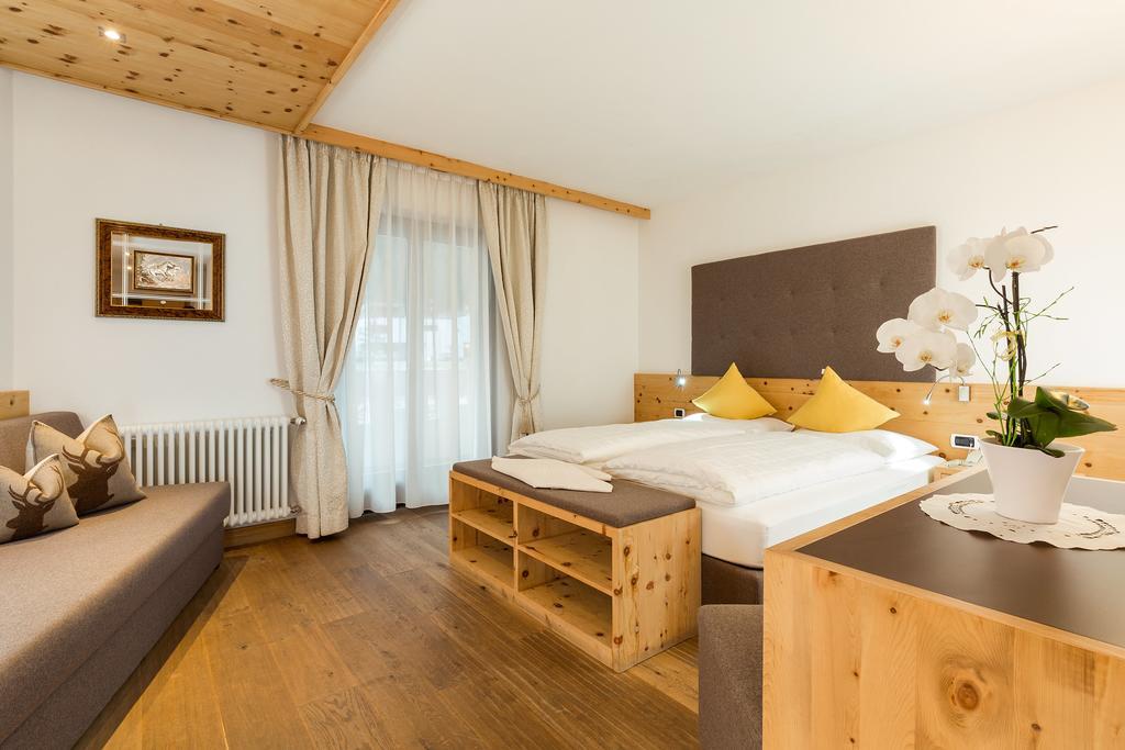 Hotel Bel Sit Corvara In Badia Esterno foto
