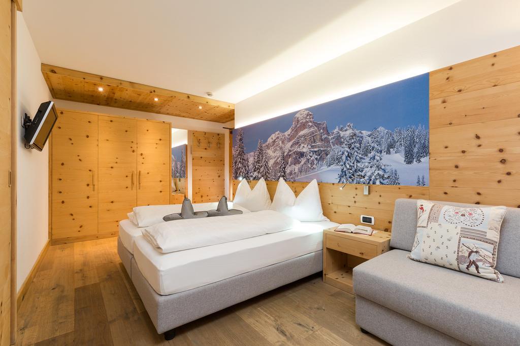 Hotel Bel Sit Corvara In Badia Esterno foto