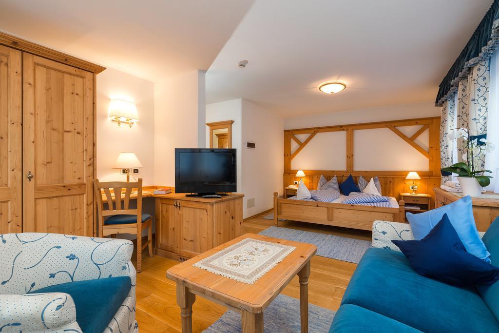Hotel Bel Sit Corvara In Badia Esterno foto