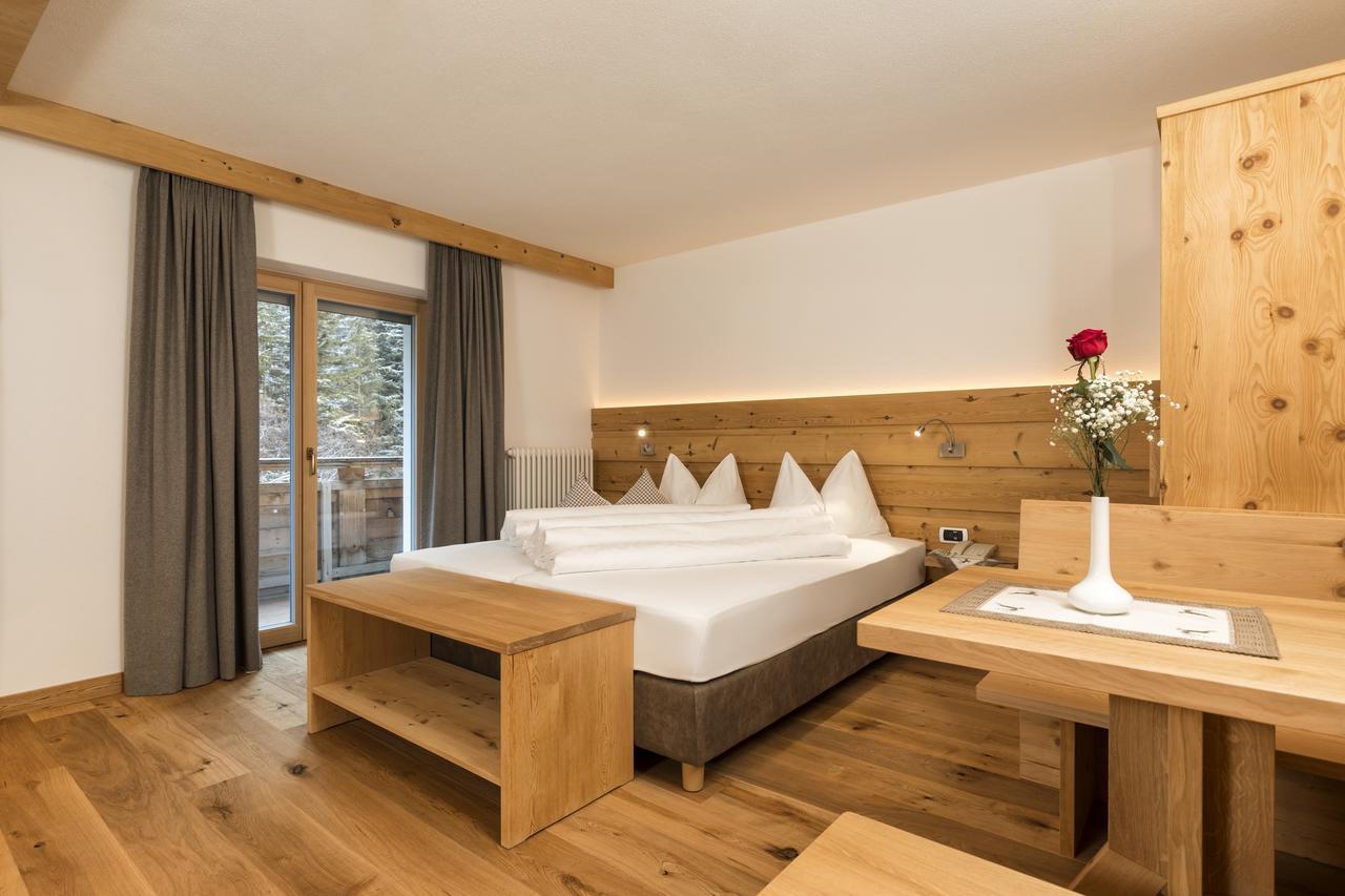 Hotel Bel Sit Corvara In Badia Esterno foto