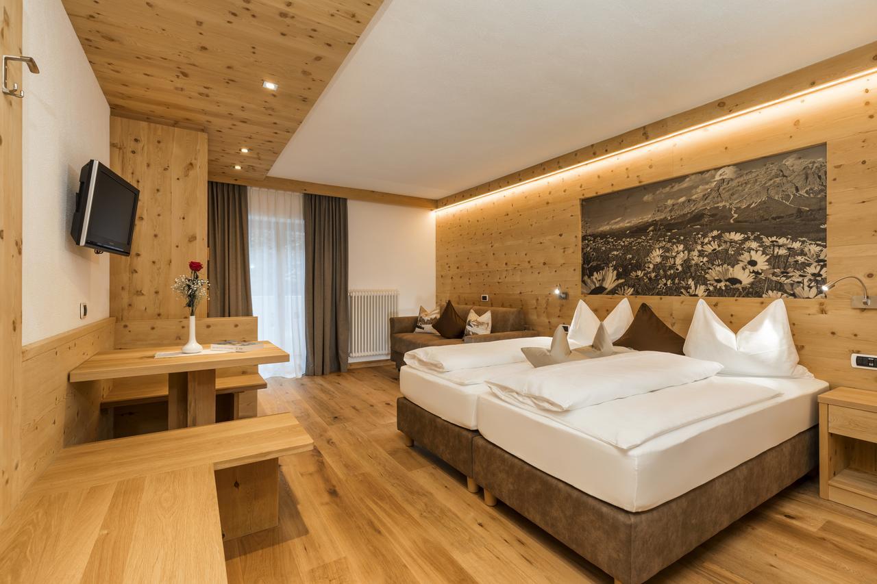Hotel Bel Sit Corvara In Badia Esterno foto